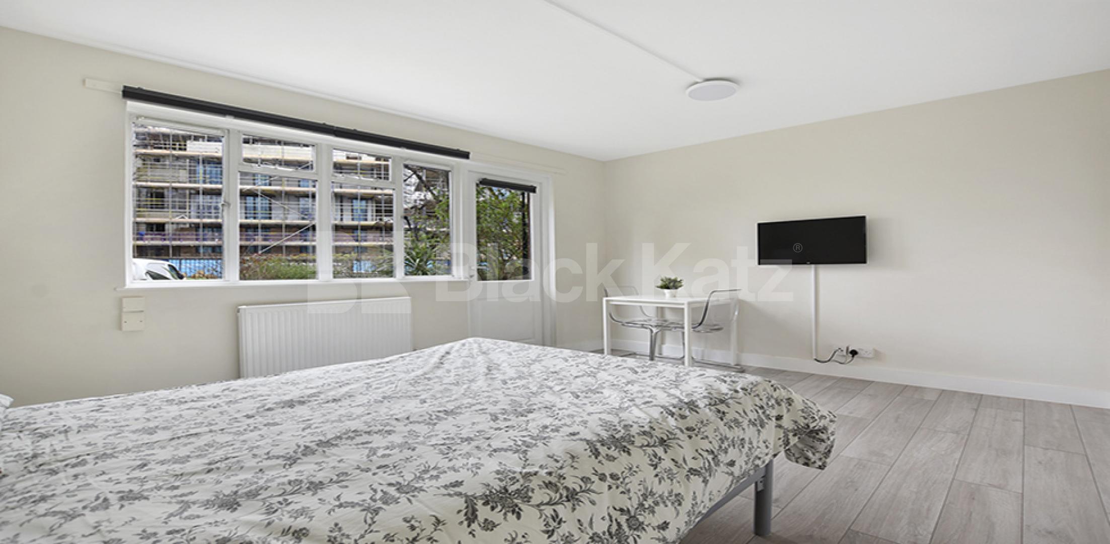 Fantastic recently refurbished studio in Camden Square  Stratford Villas, Camden